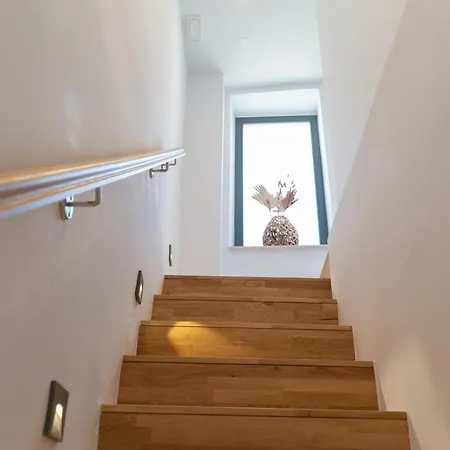 Nyaraló Arch Home, Luxury With Private Parking *