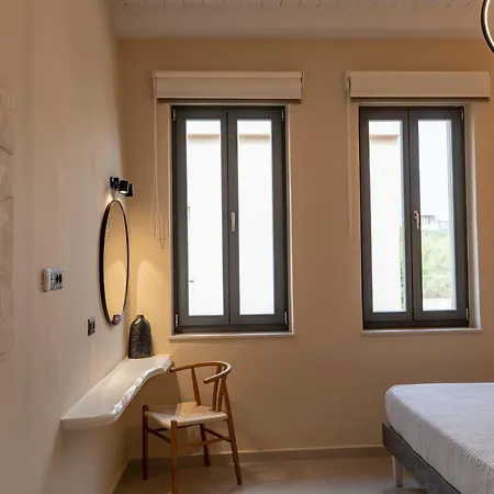 Arch Home, Luxury With Private Parking 펜션
