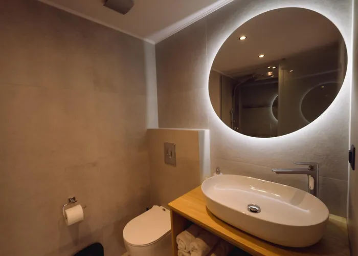 Дом отдыха Arch Home, Luxury With Private Parking Ханья