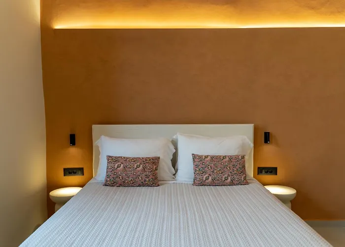 Дом отдыха Arch Home, Luxury With Private Parking Ханья