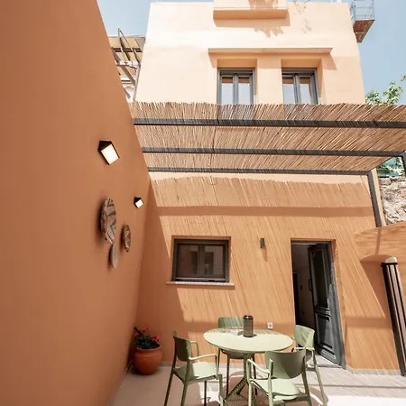 Arch Home, Luxury With Private Parking بيت للعطل *